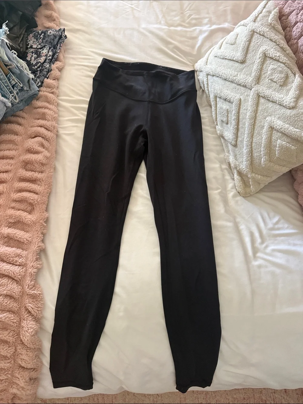 Lululemon Black High-Rise Stretch Leggings - Women Pants